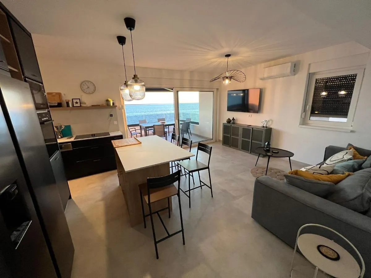 Luxury-Mandre Apartment Mandre